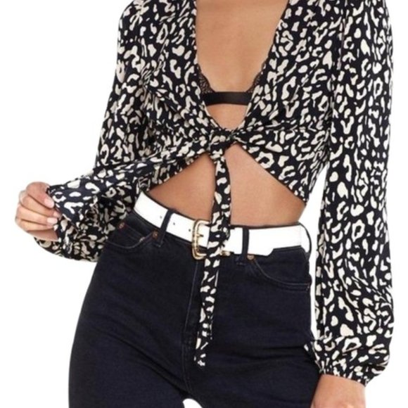Nasty Gal Black Leopard Print Long Sleeve Tie Crop Top - Picture 1 of 17